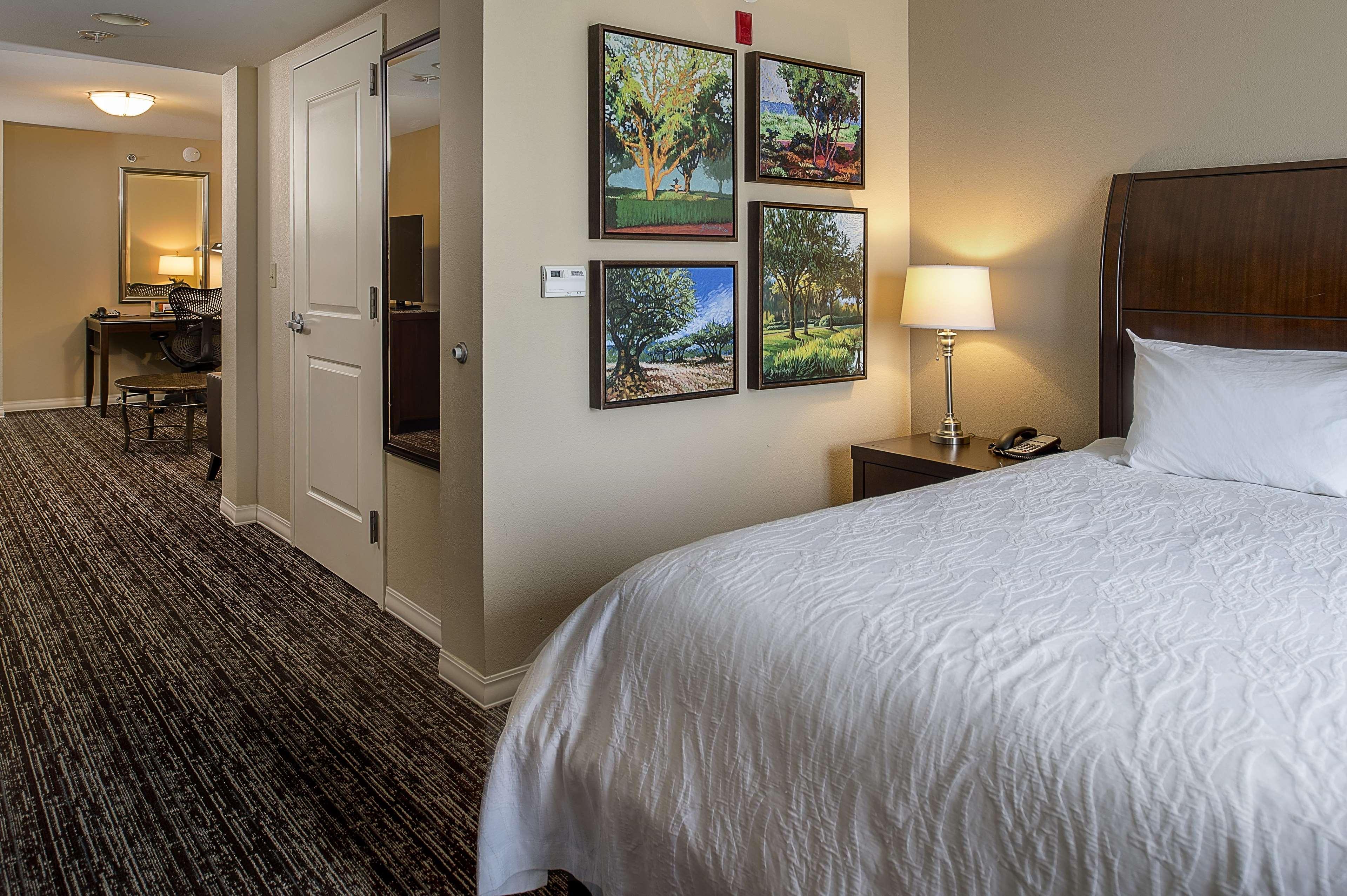 Hilton Garden St. Louis Airport Hotel 3*