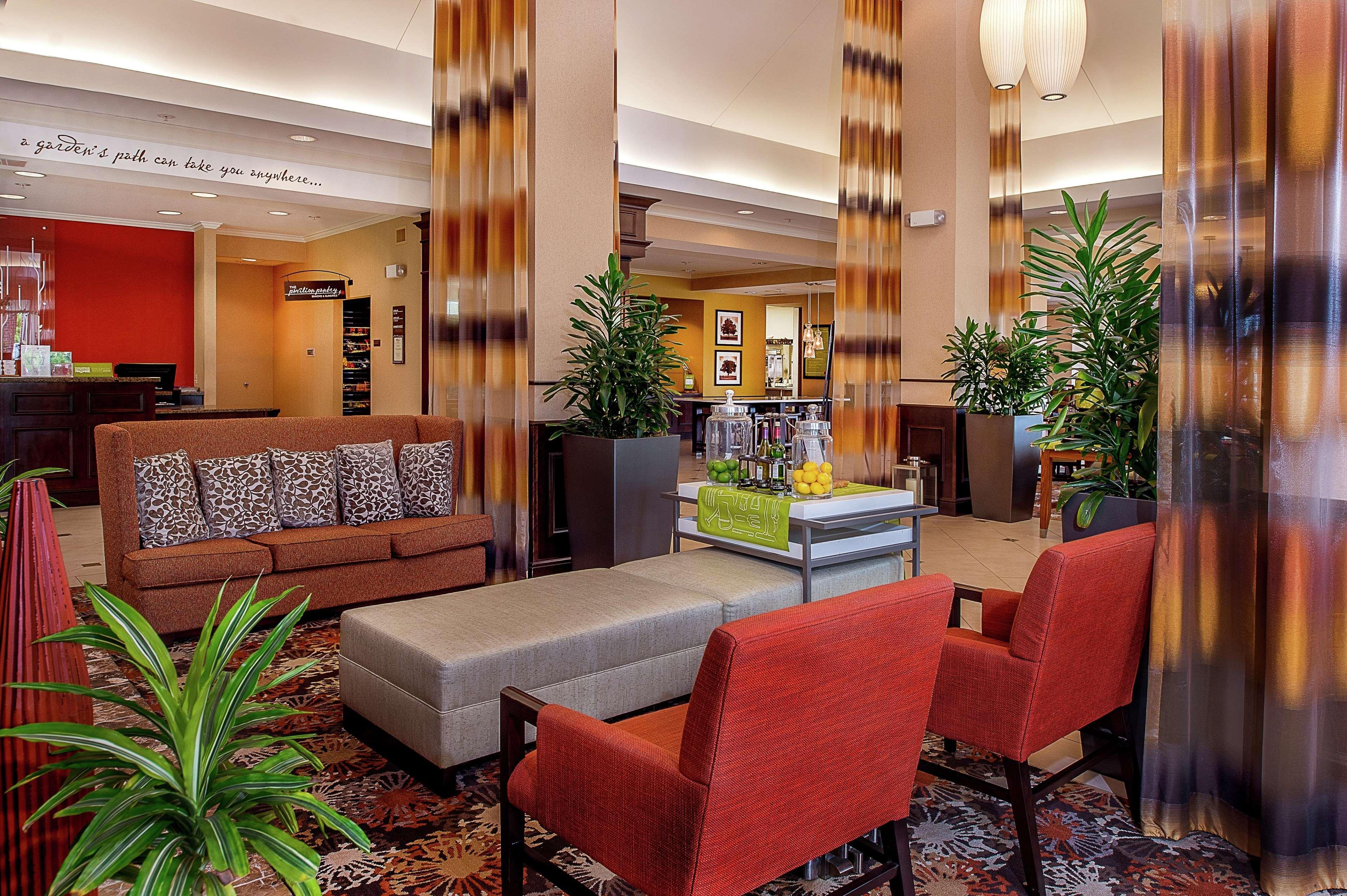 Hilton Garden St. Louis Airport Berkeley