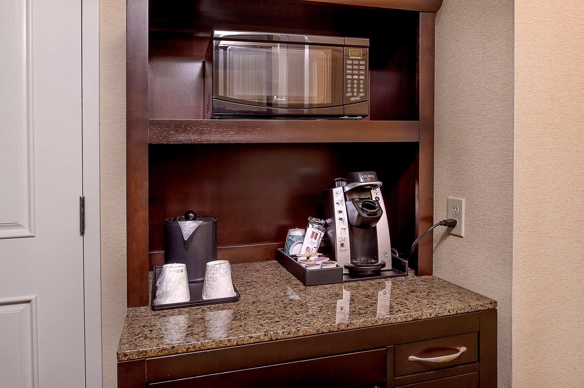 Hilton Garden St. Louis Airport Hotel