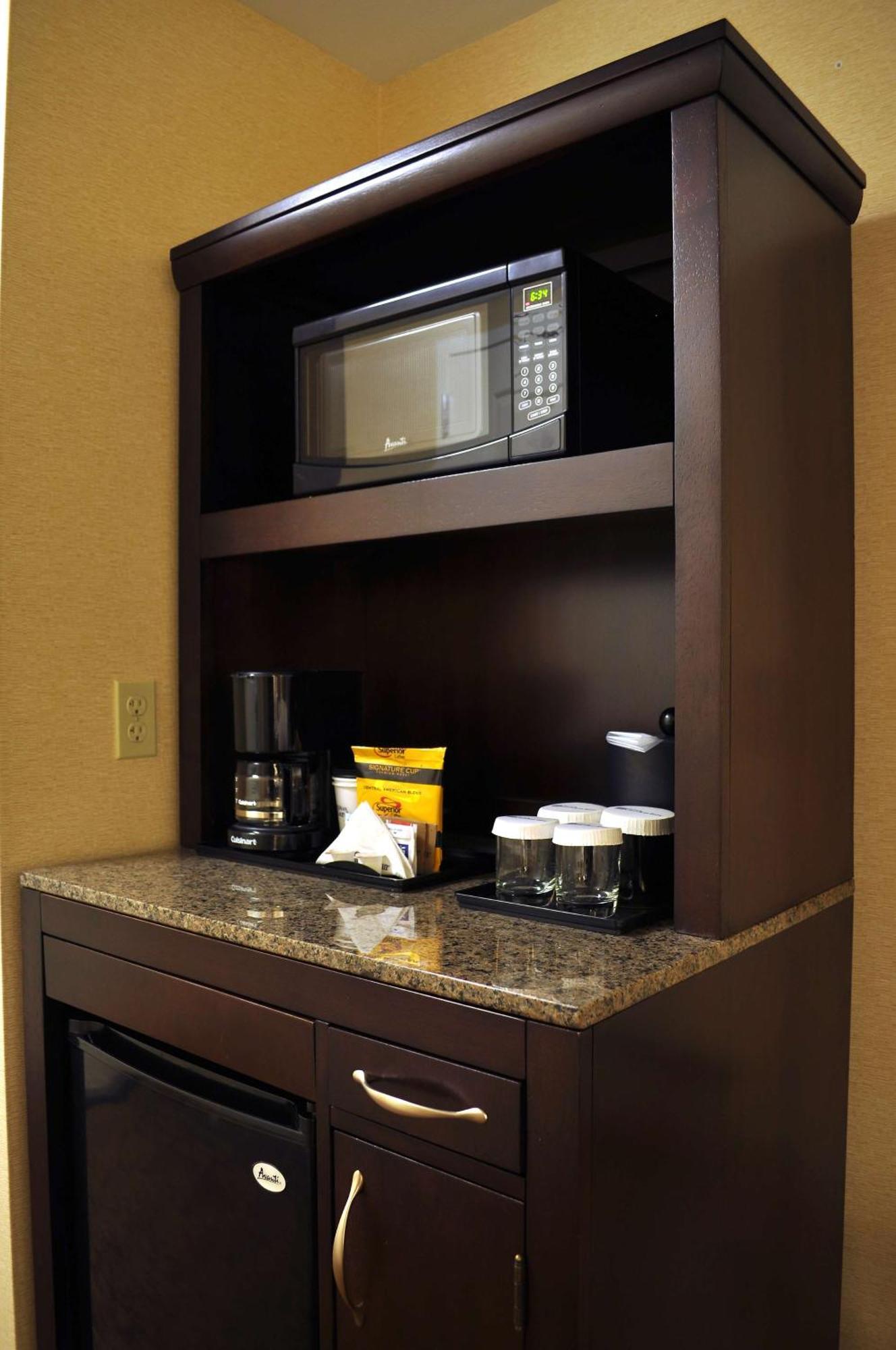 Hotel Hilton Garden St. Louis Airport Berkeley