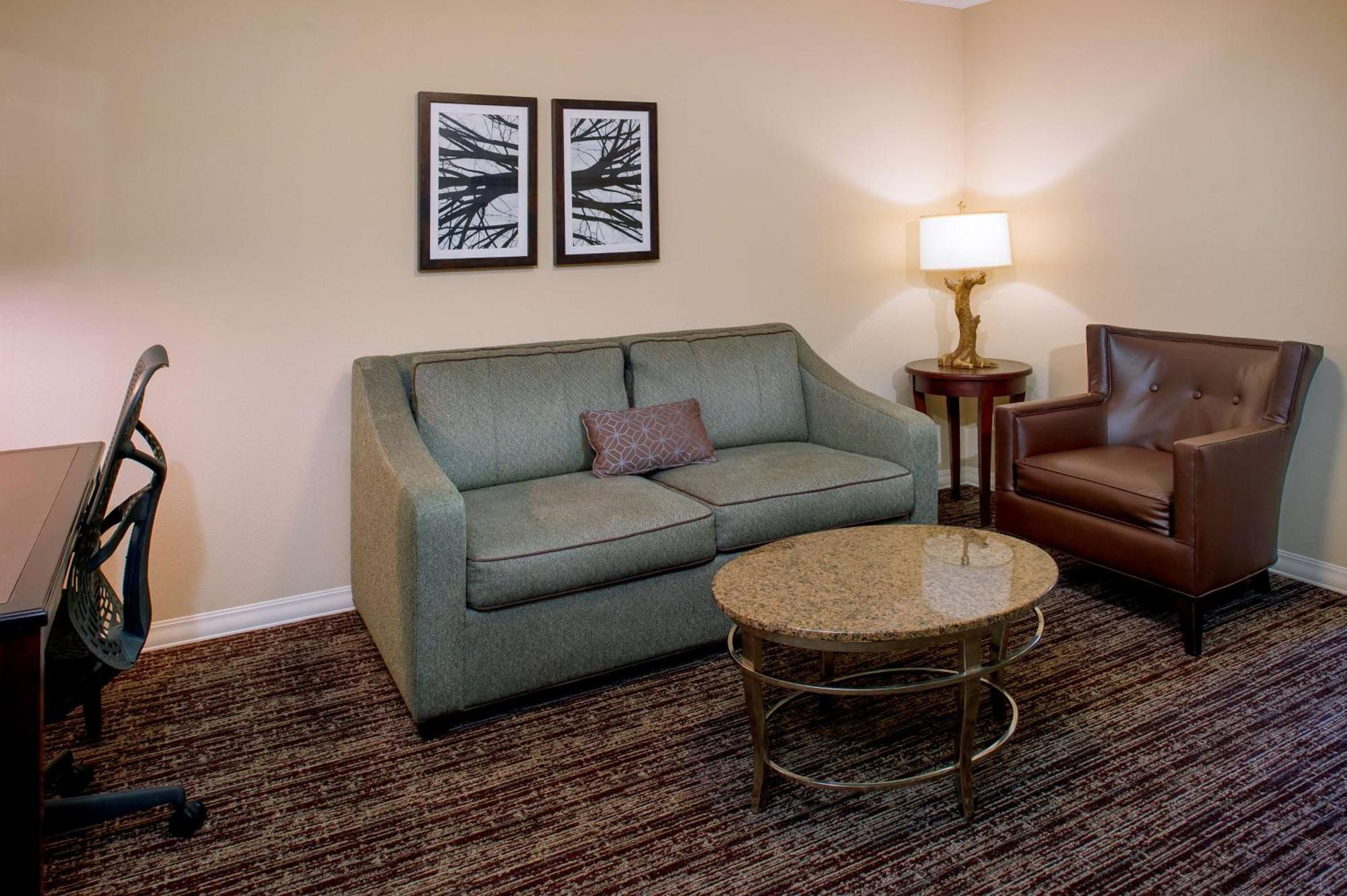 Hilton Garden St. Louis Airport Hotel Berkeley