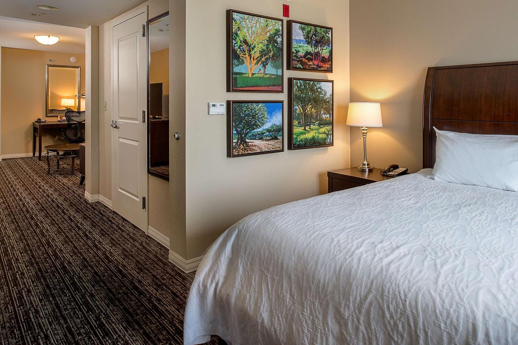 Hotel Hilton Garden St. Louis Airport Berkeley
