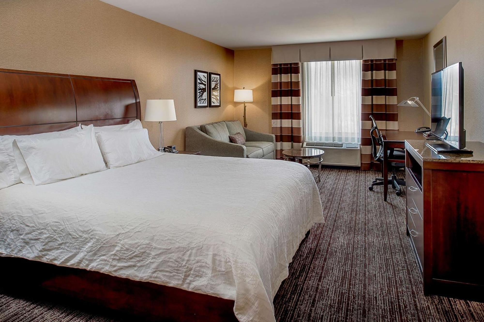 Hilton Garden St. Louis Airport Hotel Berkeley