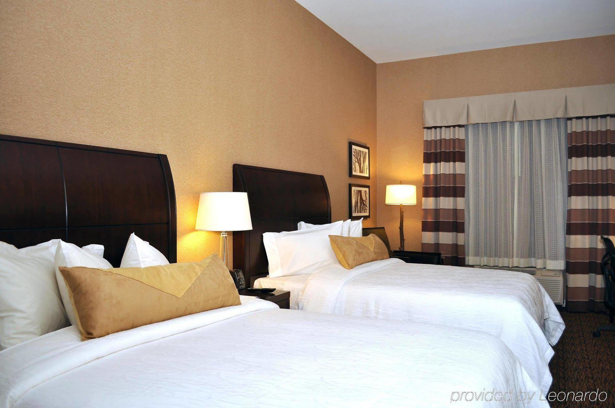 Hotel Hilton Garden St. Louis Airport Berkeley