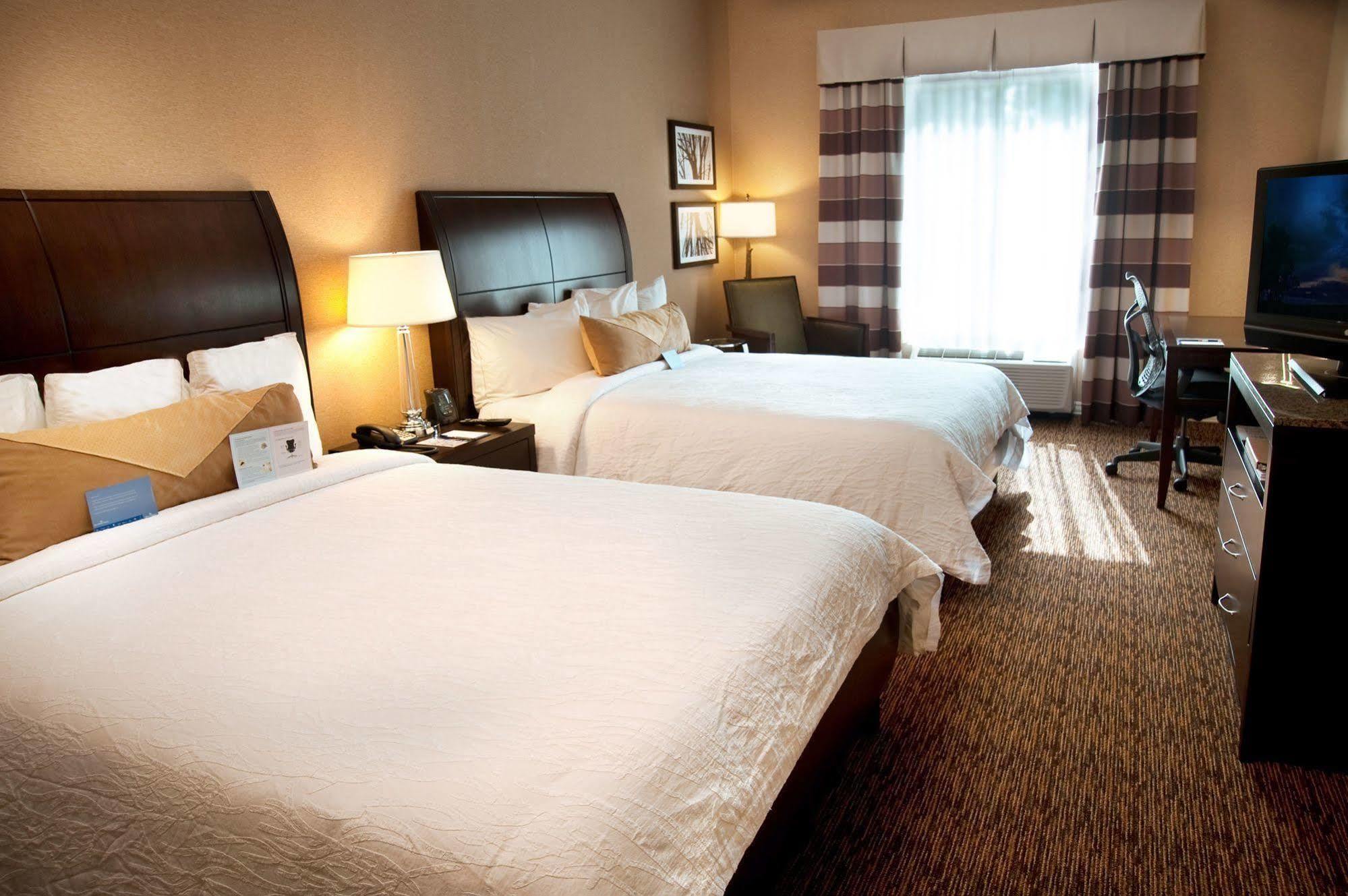 Hilton Garden St. Louis Airport Hotel 3*